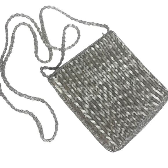 Beaded Silver Metallic Evening Bag with Chain Shoulder Strap Zip Closure Small - Picture 11 of 11